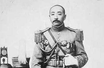 历史上最后一位大内侍卫总管:张作霖对他连开