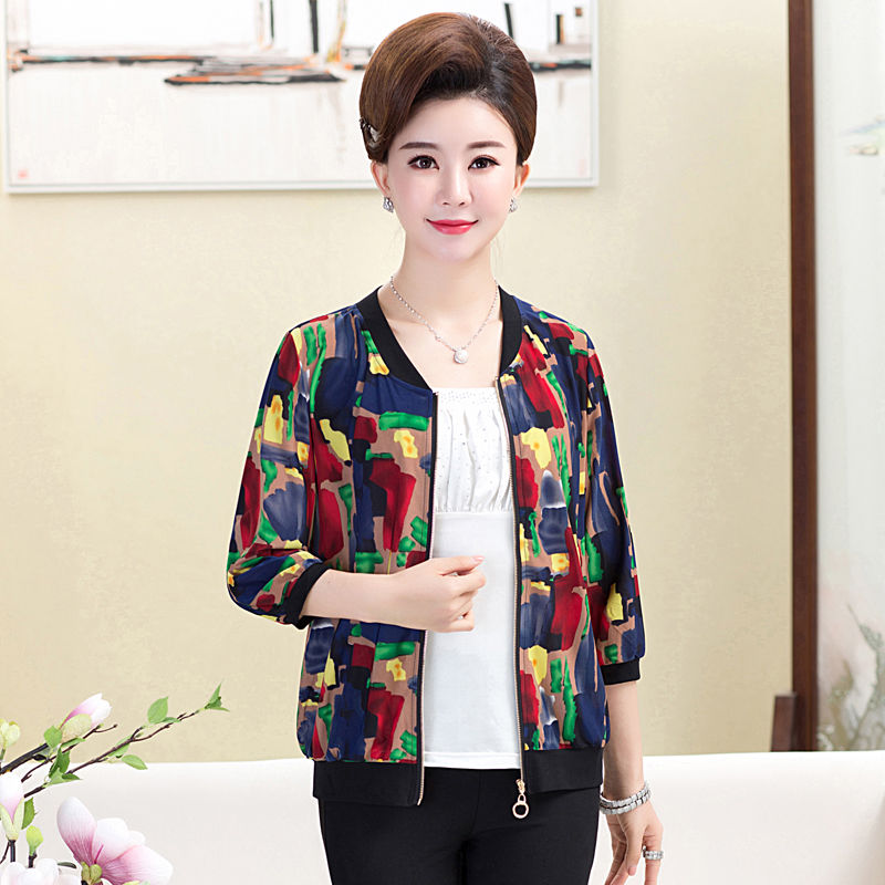 永不过时的中年妈妈装，十足女人味，早秋穿太合适了