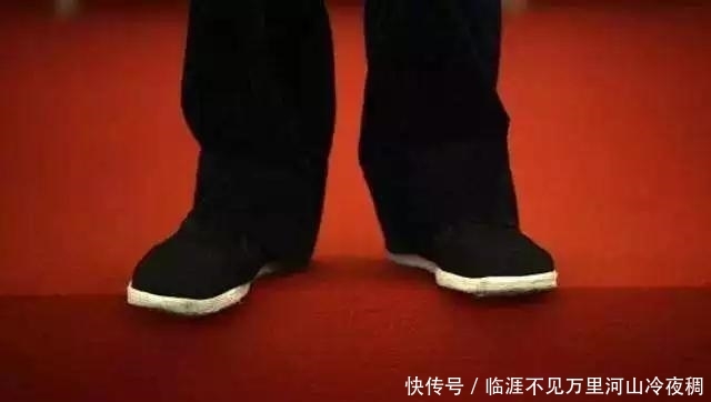  『北京』530块钱一双的片懒儿, 在北京一宿卖了20万双！您过去穿的多少钱？