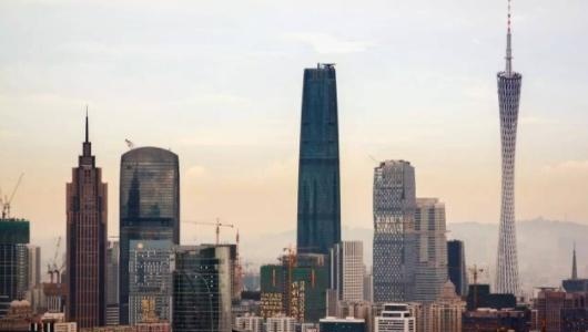 全球5大“不可思议”大楼，狂风暴雨中仍然不倒，其中2个在中国