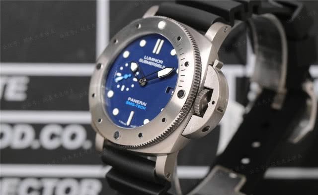  [评测]金属玻璃配上那一抹蓝，VS沛纳海PAM00692腕表评测