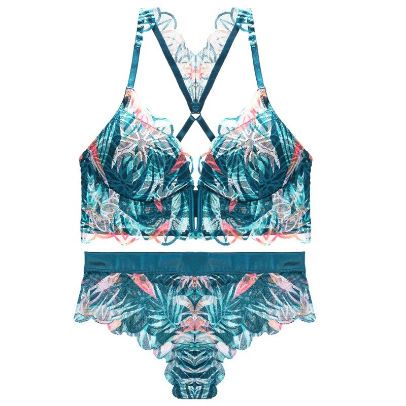 万万没想到，现在办公室里的女人都爱穿这“欧美文胸”，实在太美