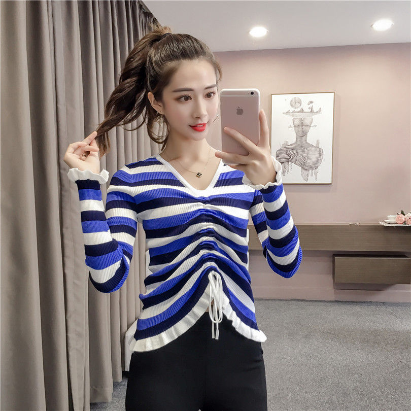 精致打底衫,非常的的优雅又显美,让人看起来美不胜收