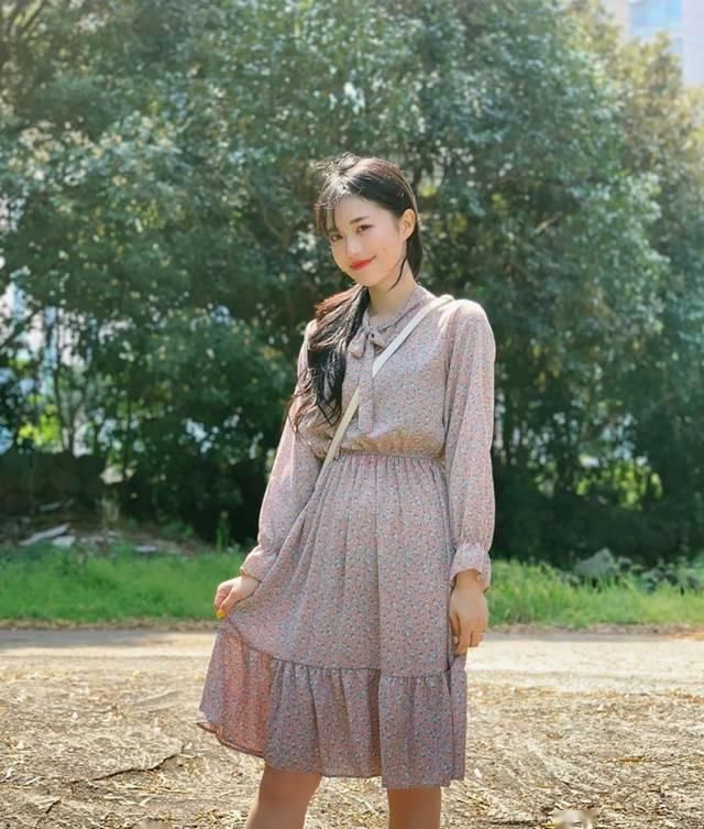  『特别』女生穿裙子记住“ 3不要 ”，特别是第1种，真的很土！