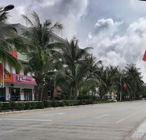 中国人口最少的城市，常住人口2500余人，面积却是全国最大