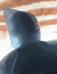  GIF：搞笑GIF趣图：姑娘，这都已经很晚了，不要这么辛苦了！