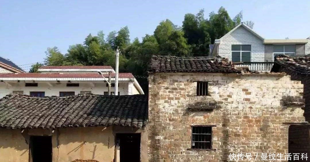 农村空心房被拆除，农民可以领补贴吗？大家要看，免得吃亏！