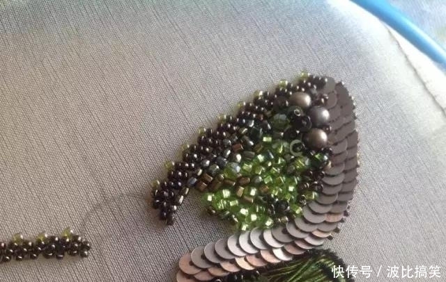 【珠绣胸针】你离小仙女只差一件闪闪的配饰,DIY手工珠绣饰品,附教程
