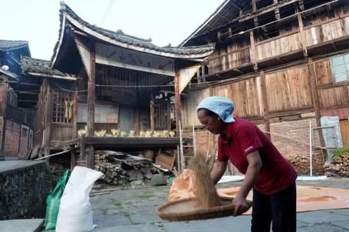 闻树义:百里侗乡