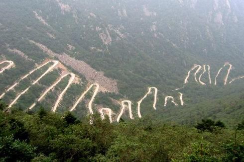 中国最危险的公路之一，27km坠毁1000多辆车，100多人留在这里