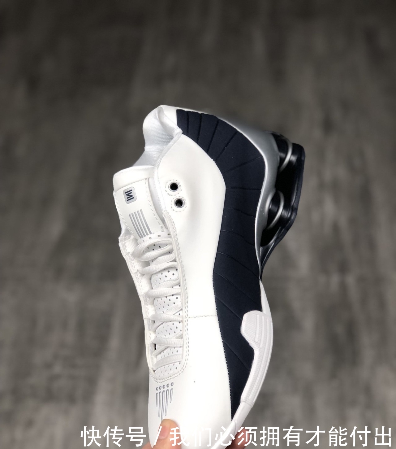  [Nike]耐克 Nike Shox BB4 CR 科技缓震篮球鞋开箱测评！
