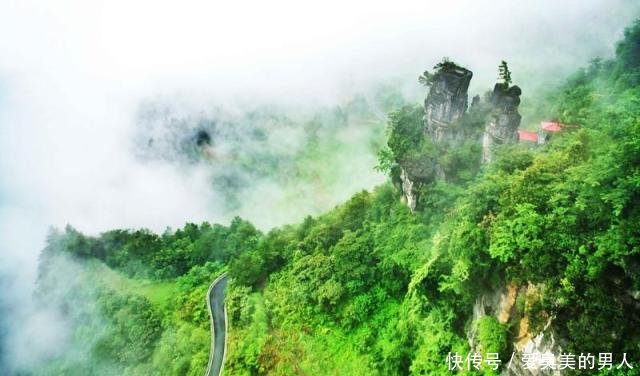 抖音上超恐怖的玻璃桥原来在这里，去过游客都表示后悔，你敢玩吗