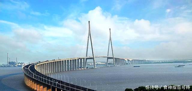  港珠澳大桥：港珠澳大桥正式“运营”一个月, 每天能挣多少说出