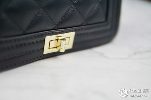 物色好物 篇一:貌美不贵!真皮链条包 | 气垫按摩梳