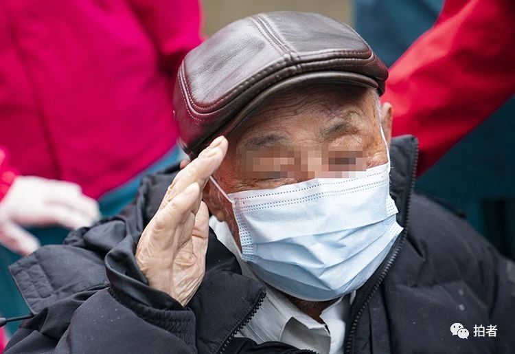  【摄影记者】一位摄影记者的65天武汉记忆：7万张照片，读懂这座城