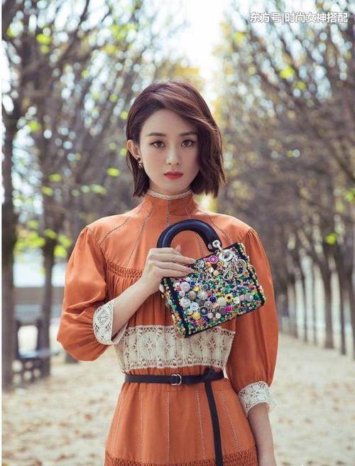 赵丽颖和baby代言迪奥 演绎同一件长裙穿出明星和网红的区别