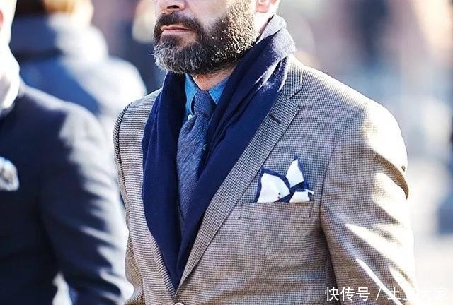  适合休闲场■下雪了，男人们这样系围巾才够撩！