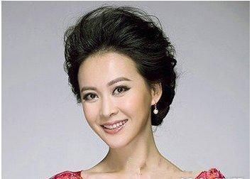 女人刚过40岁，别急着留这3种“发型”，特别是第2种，容易显老！