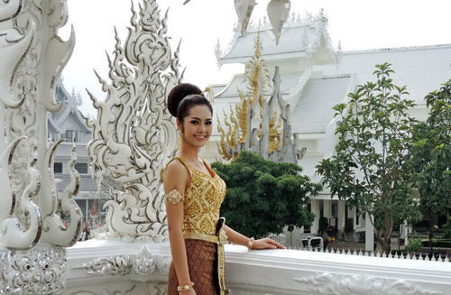 泰国人妖的晚年生活，光鲜背后几乎全是心酸，多数这样度过余生