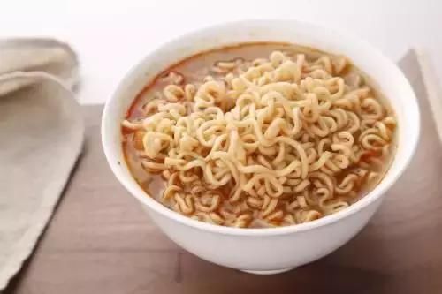 20个专门欺骗中老年人的癌症谣言，快来看！