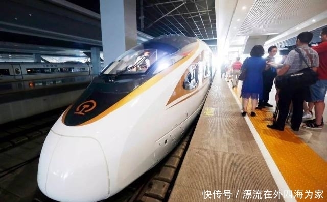  一条：湖北和陕西联手打造的一条高铁，运营时速350公里，十堰人