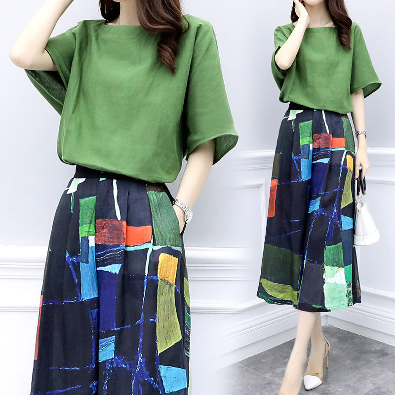 8月出去玩，试试“棉麻套装”清凉透气忒舒服，好穿又洋气美爆了