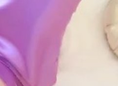 别傻傻穿旧旧居家服，仙姿佚貌的睡衣不能少，沉鱼落雁般娇艳柔情