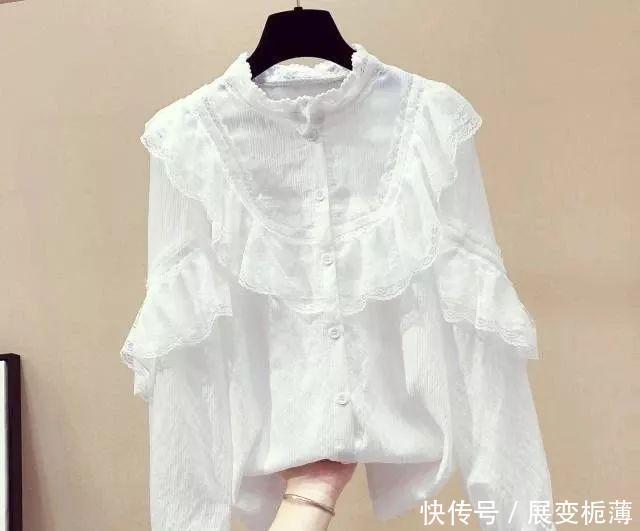 蝴蝶结:最时髦的娃娃衫,遮肉显瘦又减龄,穿出优雅女人味