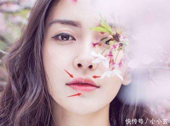 杨颖涂口红永远只涂一半, 原来她有个“不能说的秘密”!