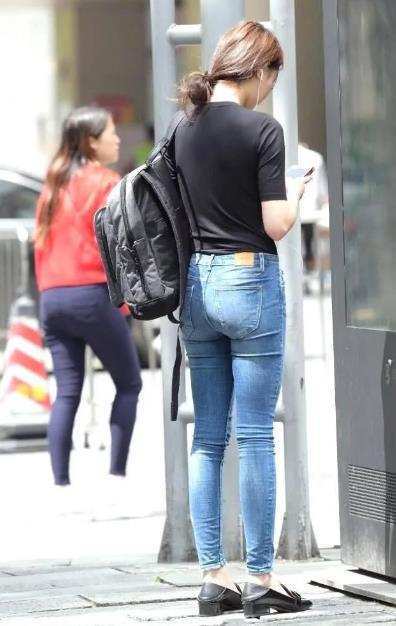 街拍: 要是把图8小姐姐娶回家, 每天乐不思蜀