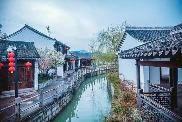 旅游必去的20个古镇,想去静静地待几天【2020热门旅游景点】