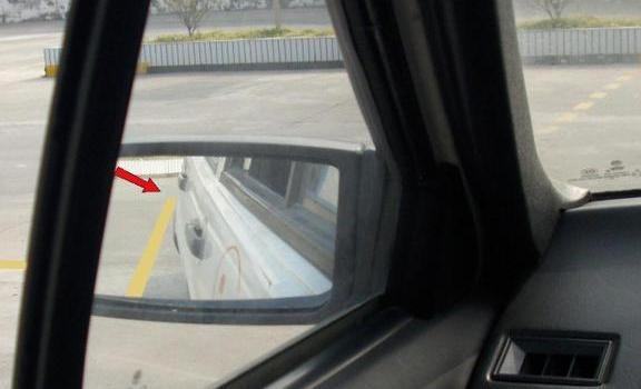 怎么看一个人开车技术好跟坏？有6个细节做到了，肯定是高手！