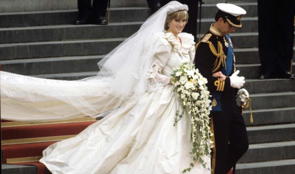 『当年』戴安娜王妃那场世纪婚礼的10张珍贵照片 当年也是美得不可方物!