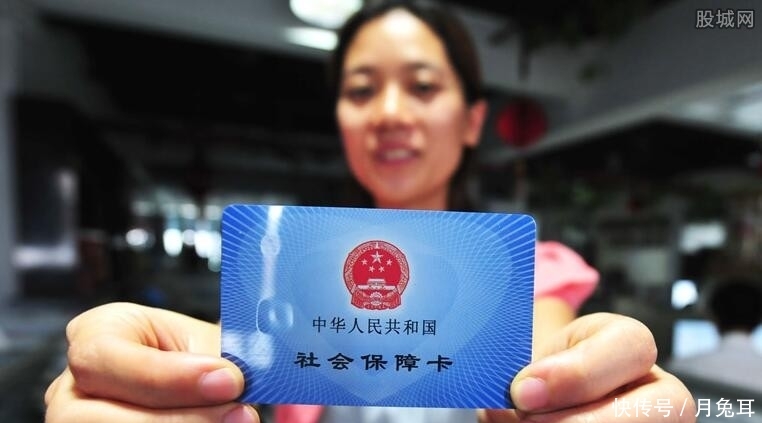  #医保#农村“断保”正上演，才涨了30元，农民说不交就不交，为