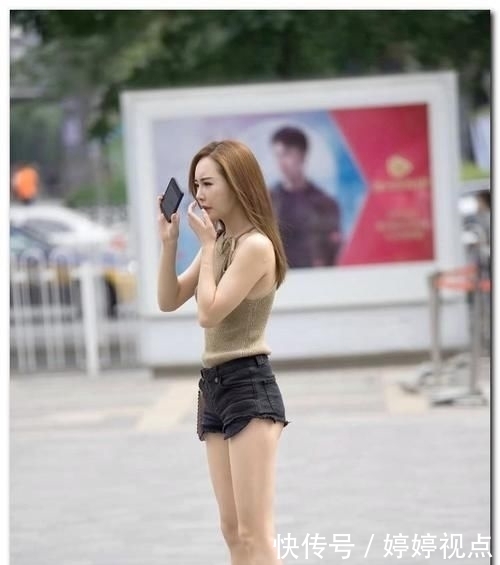 时装周:街拍:时尚穿搭其实很简单,时装周上模特们的穿搭就很值得借鉴