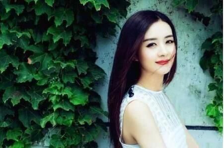 网传身价过亿女星不赡养老人，赵丽颖躺枪，实锤是毛晓彤?