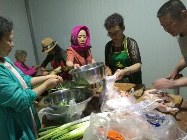 坐着大巴去新疆（五）之从且末到民丰，走走塔克拉玛干沙漠公路