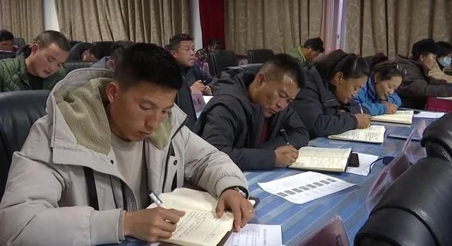 #重点#顿珠主持召开定日县七项重点任务推进会