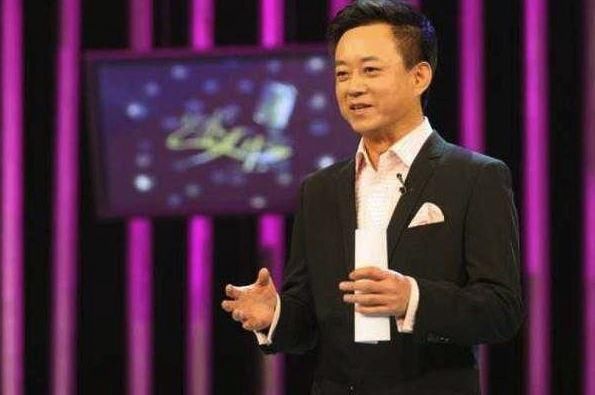 朱军终发律师信追责，但他第一时间做的事却引起网友强烈吐槽!