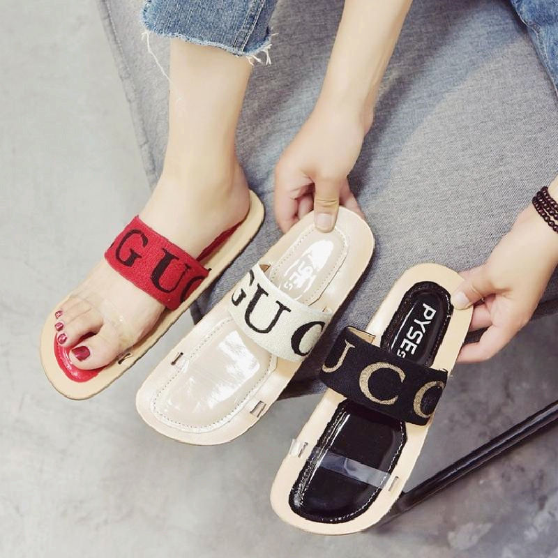 三伏天!穿小白鞋太热啦!试试新款凉鞋，既养脚又美脚