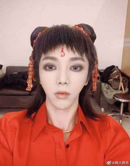  『动漫』盘点明星cos过的动漫形象，王琳凯超帅