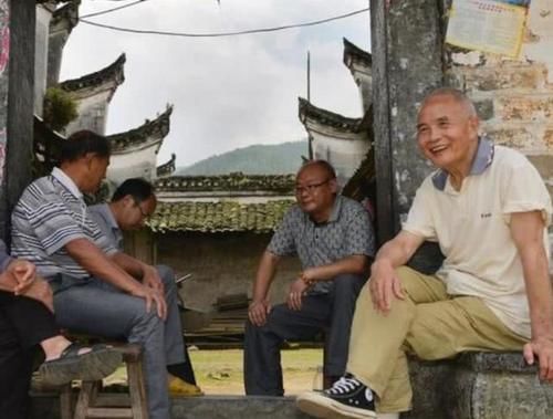  「方言」我国“方言最多”的省份，外地游客崩溃，当地人都调侃