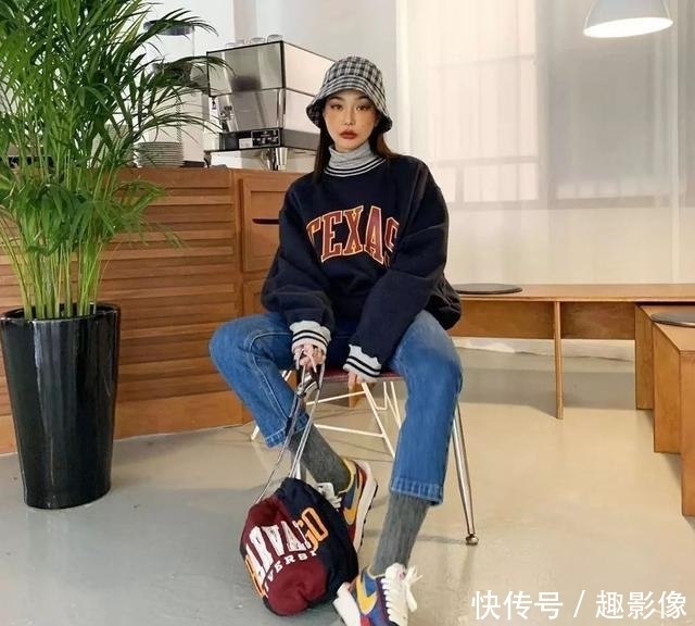 卫衣■卫衣这样穿才不会无聊！