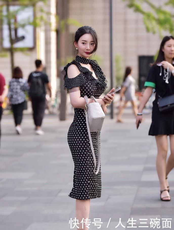  [精致]笑容温婉的小姐姐, 精致的容颜！