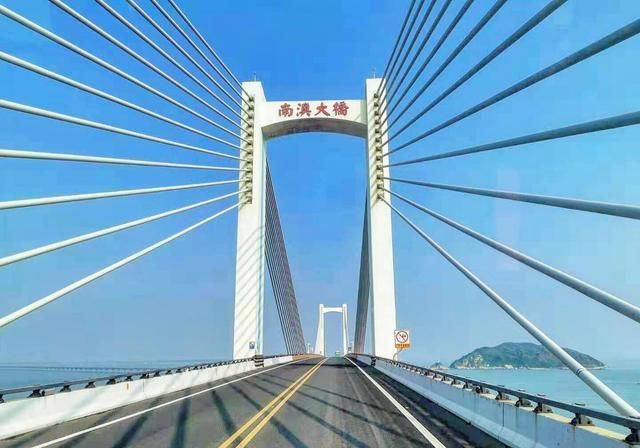 广东省唯一海岛县，不仅可打卡北回归线，更被誉为＂东方夏威夷”