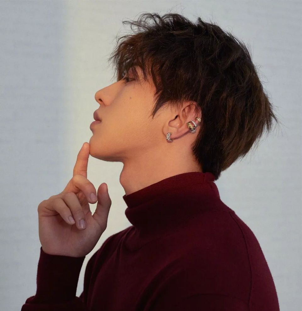 唐嫣宋茜亲自告诉你，秋冬穿什么流行色最显白!