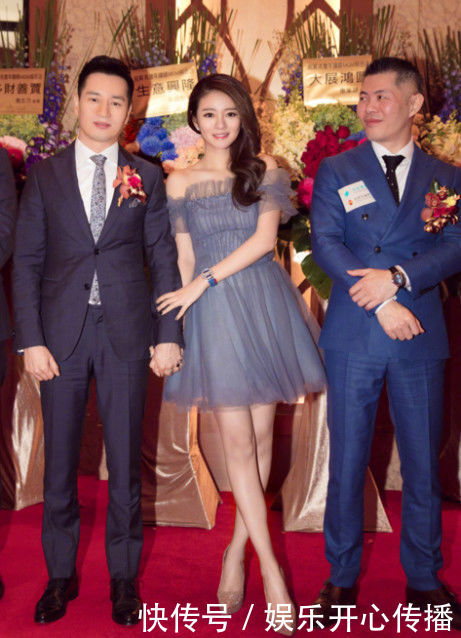 安以轩这个“腿精”又出来显摆大长腿了！网友：羡慕羡慕就好！