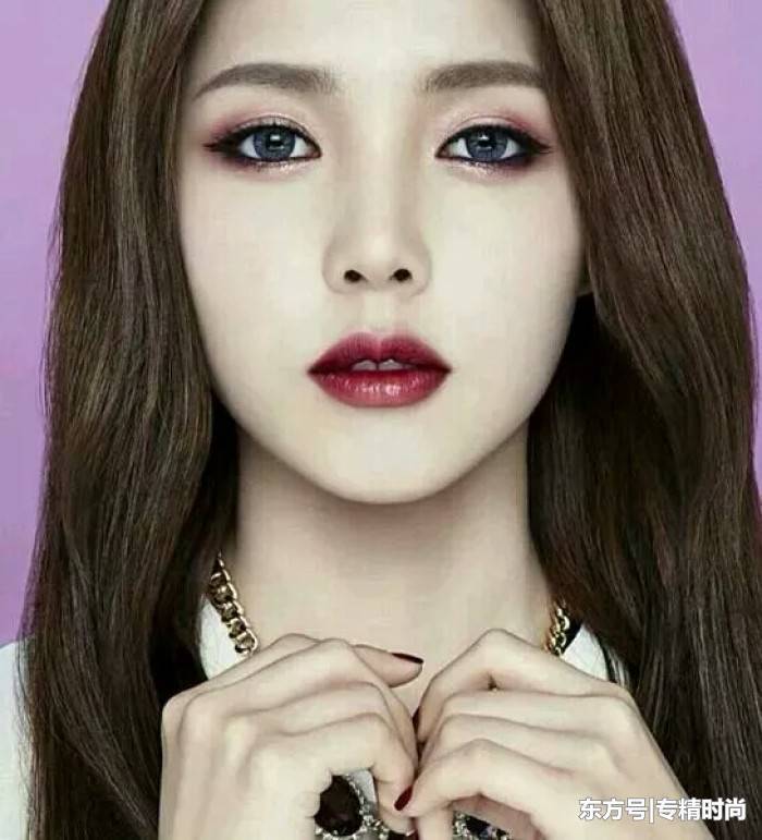 还在跟美妆博主学化妆？难怪化完妆还这么难看！