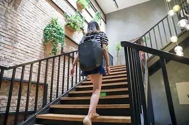 走光了?转给你的女人!