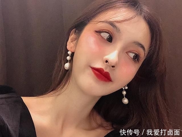  挑选■你是什么脸型，就选什么耳饰！正确挑选适合的耳饰，帮你点缀造型
